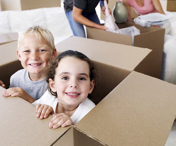 7 Ideas to Make Moving with Kids Fun